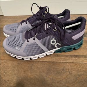 On Cloud x 3 purple women’s 8.5 NEW